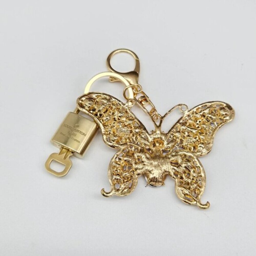 LV Gold Padlock & Key 🔒 Authentic Louis Vuitton Bag Unbranded Butterfly Charm - Picture 3 of 9